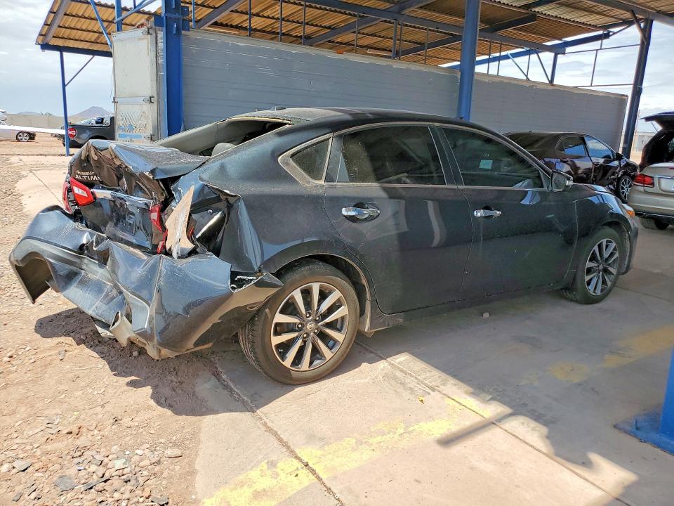 2017 Nissan Altima მანქანა იყიდება აუქციონზე, vin: 1N4AL3APXHC209142, აუქციონის ნომერი: 60715756
