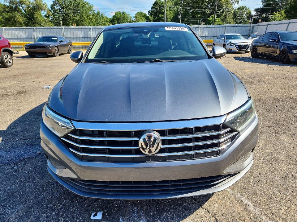 60485536 :رقم المزاد ، 3VWE57BU6KM038555 vin ، 2019 Volkswagen Jetta مزاد بيع