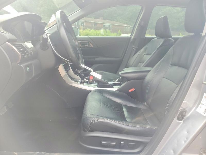 Продажа на аукционе авто 2017 Honda Accord, vin: 1HGCR2F88HA002579, номер лота: 61531856
