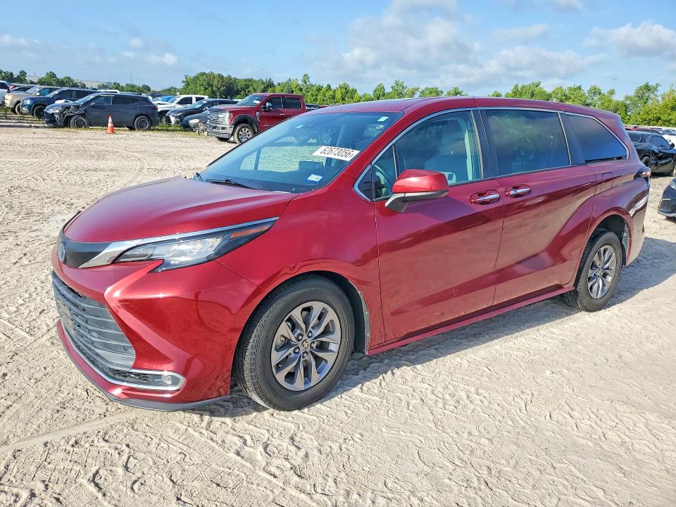 2022 Toyota Sienna მანქანა იყიდება აუქციონზე, vin: 5TDYRKEC0NS076250, აუქციონის ნომერი: 62673056