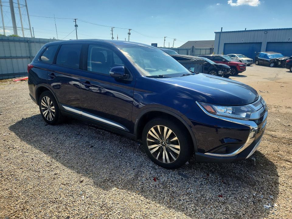 62765826 :رقم المزاد ، JA4AZ3A3XKZ044004 vin ، 2019 Mitsubishi Outlander مزاد بيع