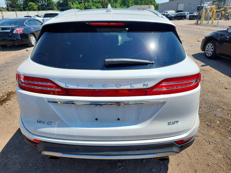 Продаж на аукціоні авто 2019 Lincoln Mkc, vin: 5LMTJ3DH9KUL45057, номер лоту: 61134886