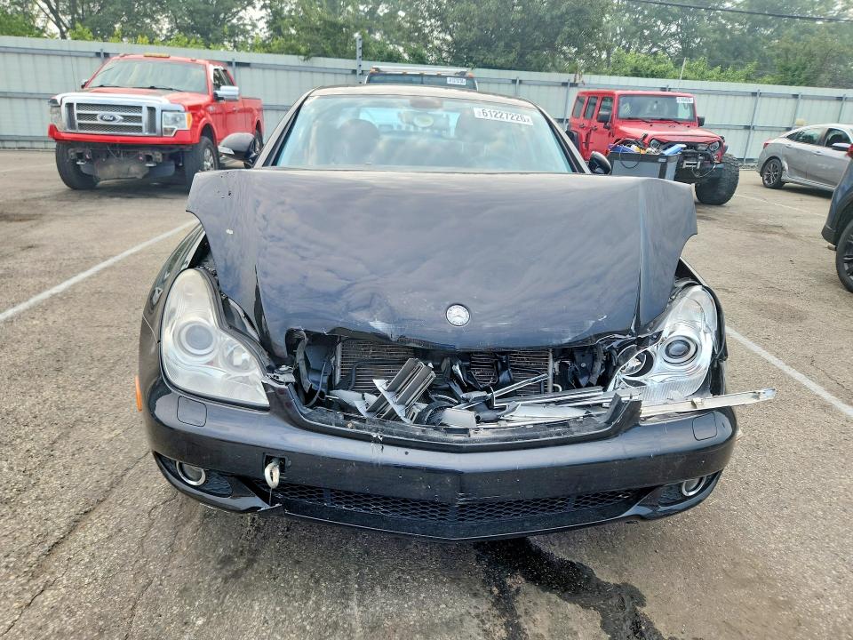 61227226 :رقم المزاد ، WDDDJ75X26A048637 vin ، 2006 Mercedes-benz Cls مزاد بيع