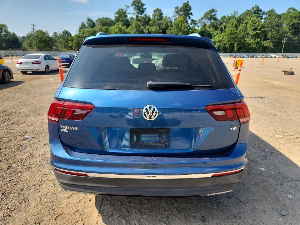 Продаж на аукціоні авто 2018 Volkswagen Tiguan, vin: 3VV3B7AX0JM011768, номер лоту: 63048556