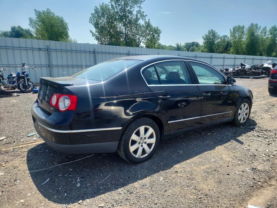 Продажа на аукционе авто 2008 Volkswagen Passat, vin: WVWUK73C38P007389, номер лота: 77250125