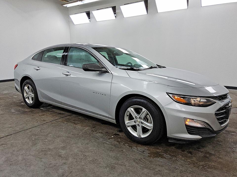 Продажа на аукционе авто 2020 Chevrolet Malibu, vin: 1G1ZC5ST4LF082585, номер лота: 62273366