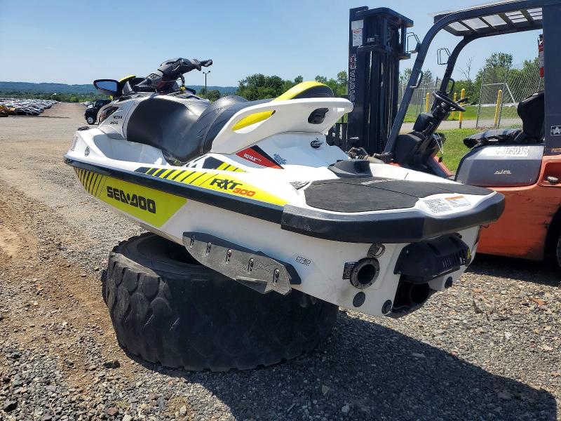 Продаж на аукціоні авто 2017 Sea-doo Rxtx 300, vin: YDV11341B717, номер лоту: 62203366