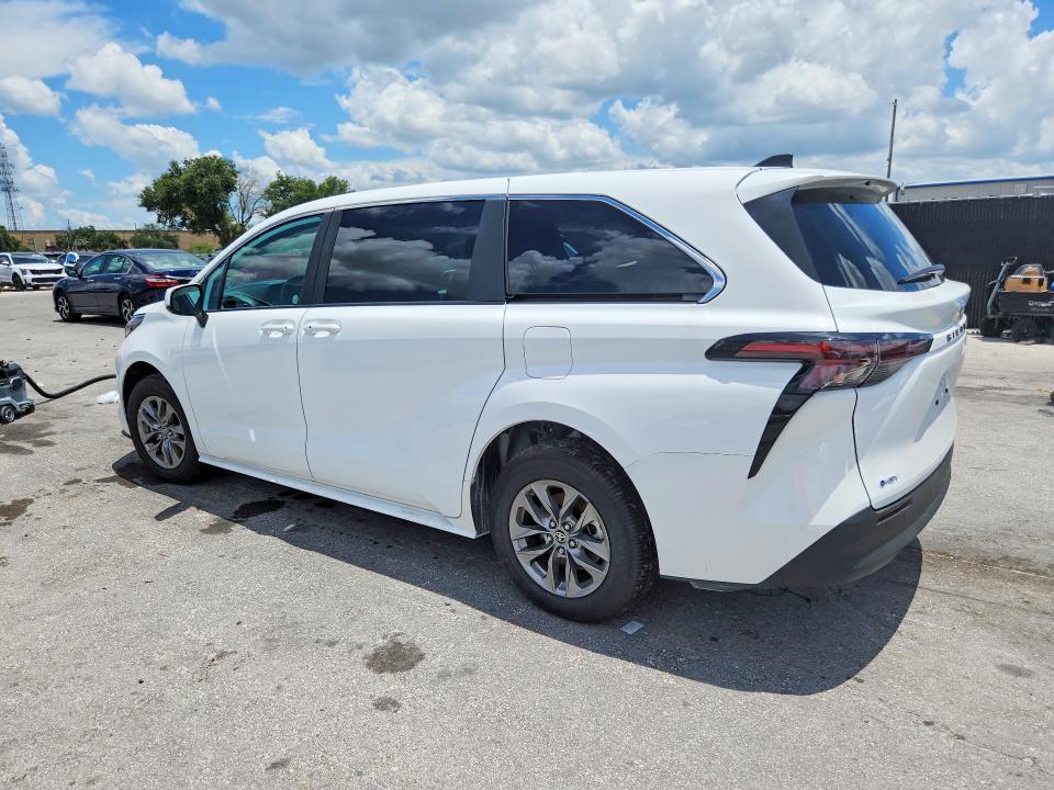 Продажа на аукционе авто 2026 Toyota Sienna, vin: 5TDKRKEC2TS290336, номер лота: 60003036