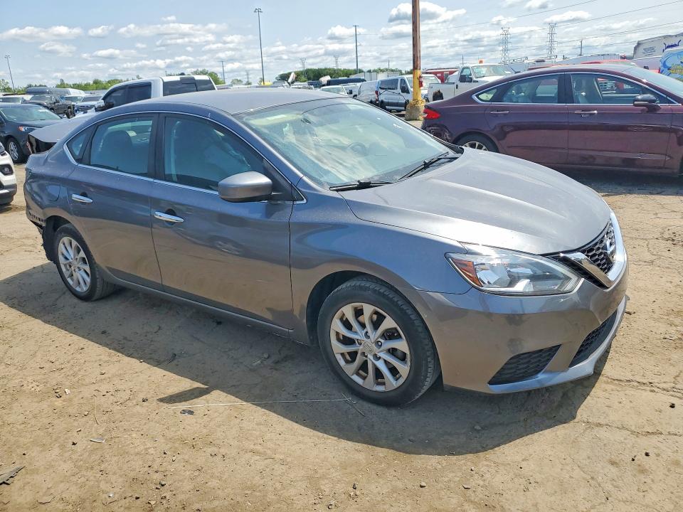 61973046 :رقم المزاد ، 3N1AB7AP3JL626765 vin ، 2018 Nissan Sentra مزاد بيع