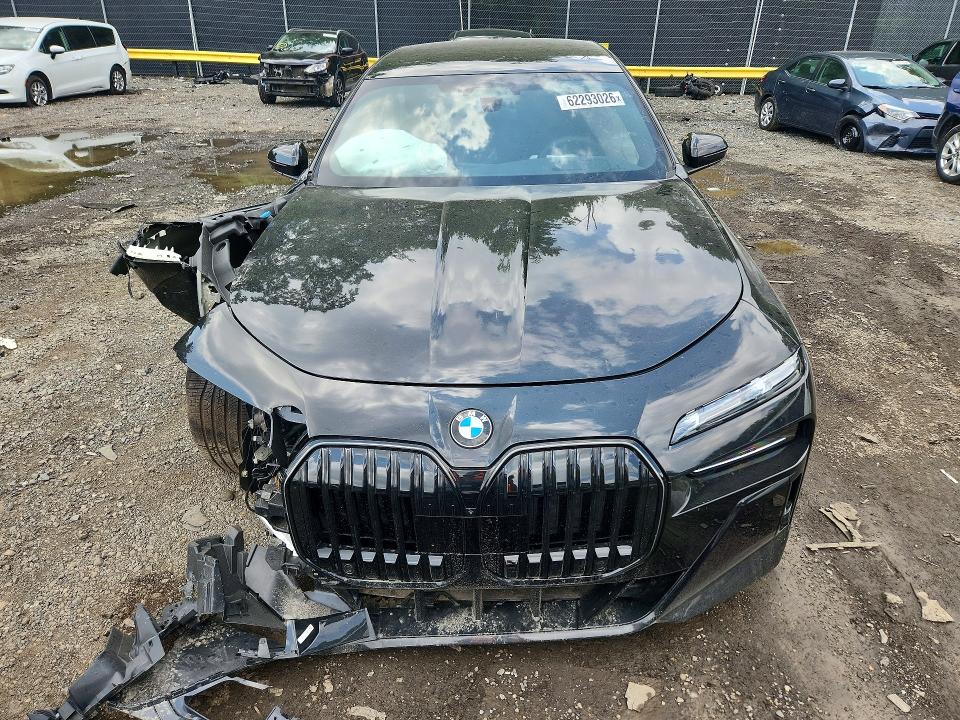 62293026 :رقم المزاد ، WBA33EJ0XTCX40526 vin ، 2026 Bmw 760 مزاد بيع