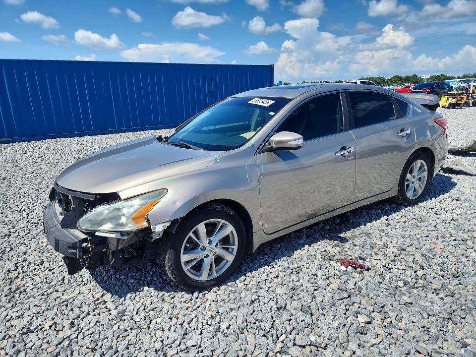 2013 Nissan Altima მანქანა იყიდება აუქციონზე, vin: 1N4AL3AP5DN552472, აუქციონის ნომერი: 59873456