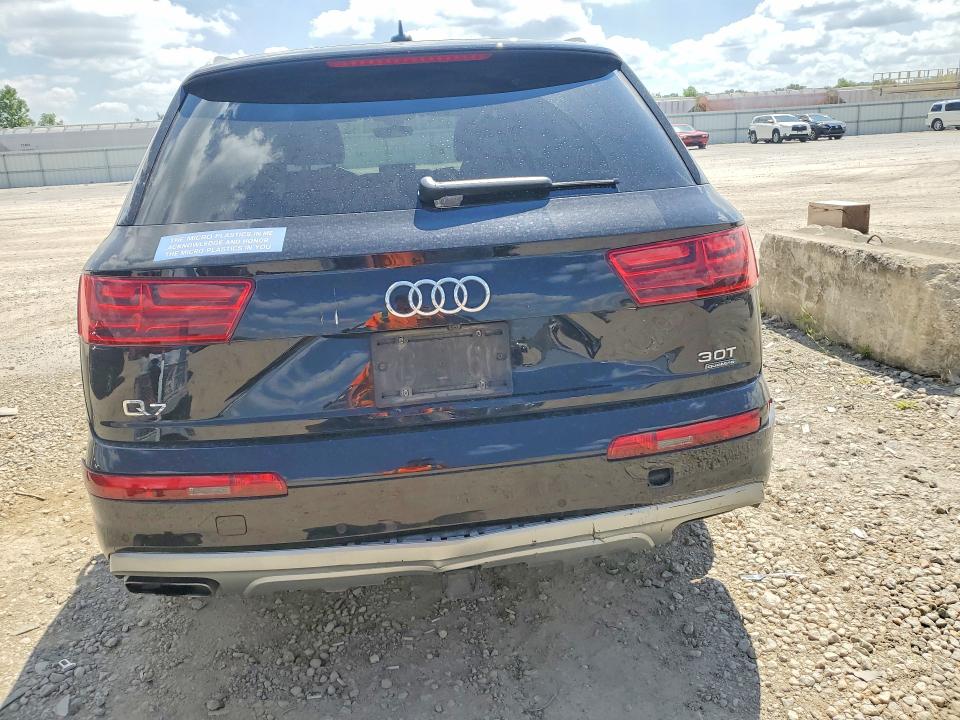 60624166 :رقم المزاد ، WA1VAAF74JD022584 vin ، 2018 Audi Q7 مزاد بيع