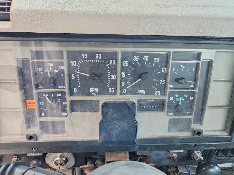 61025346 :رقم المزاد ، 1HTSCABM0WH549832 vin ، 1998 International 4000 مزاد بيع