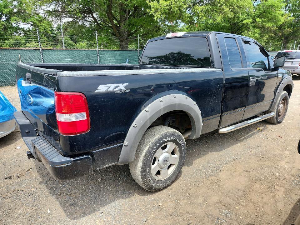 61936316 :رقم المزاد ، 1FTRX14W74FA08932 vin ، 2004 Ford F150 مزاد بيع