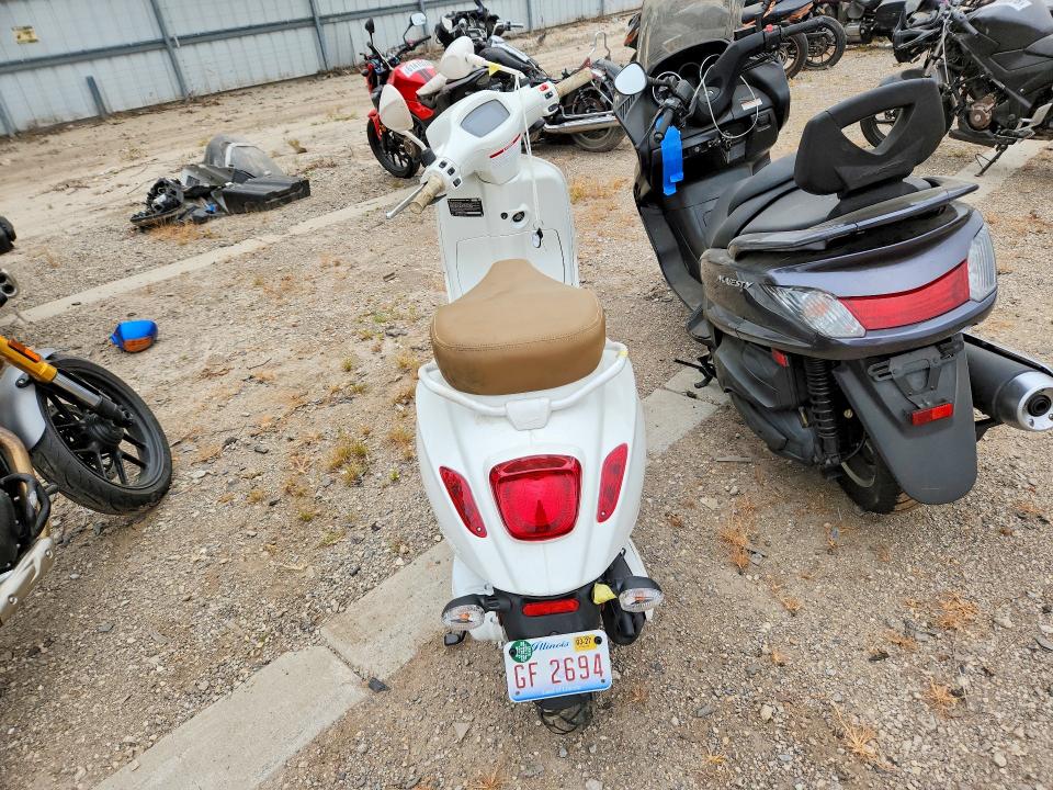 Продаж на аукціоні авто 2023 Vespa Primavera/sprint, vin: ZAPM818GXP5803170, номер лоту: 61140706