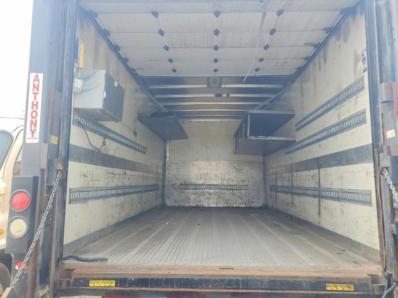 85977235 :رقم المزاد ، 2NKHHM6X2CM333684 vin ، 2012 Kenworth Construction مزاد بيع