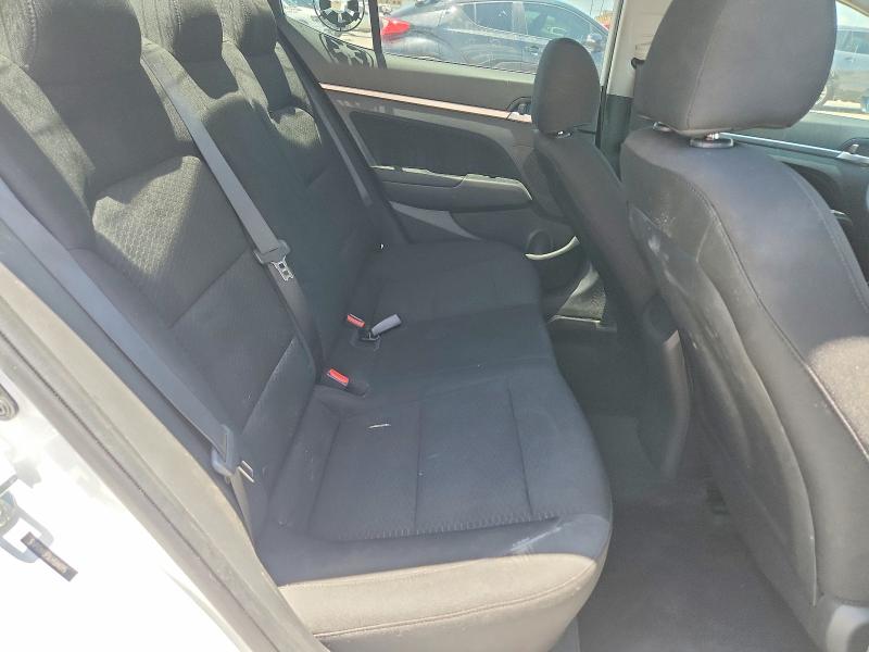 60064296 :رقم المزاد ، 5NPD84LF5LH584095 vin ، 2020 Hyundai Elantra مزاد بيع
