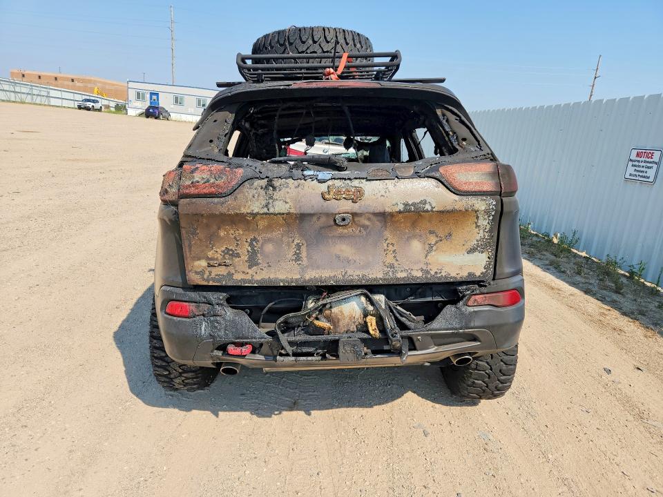 62996826 :رقم المزاد ، 1C4PJMBS6EW240112 vin ، 2014 Jeep Cherokee مزاد بيع