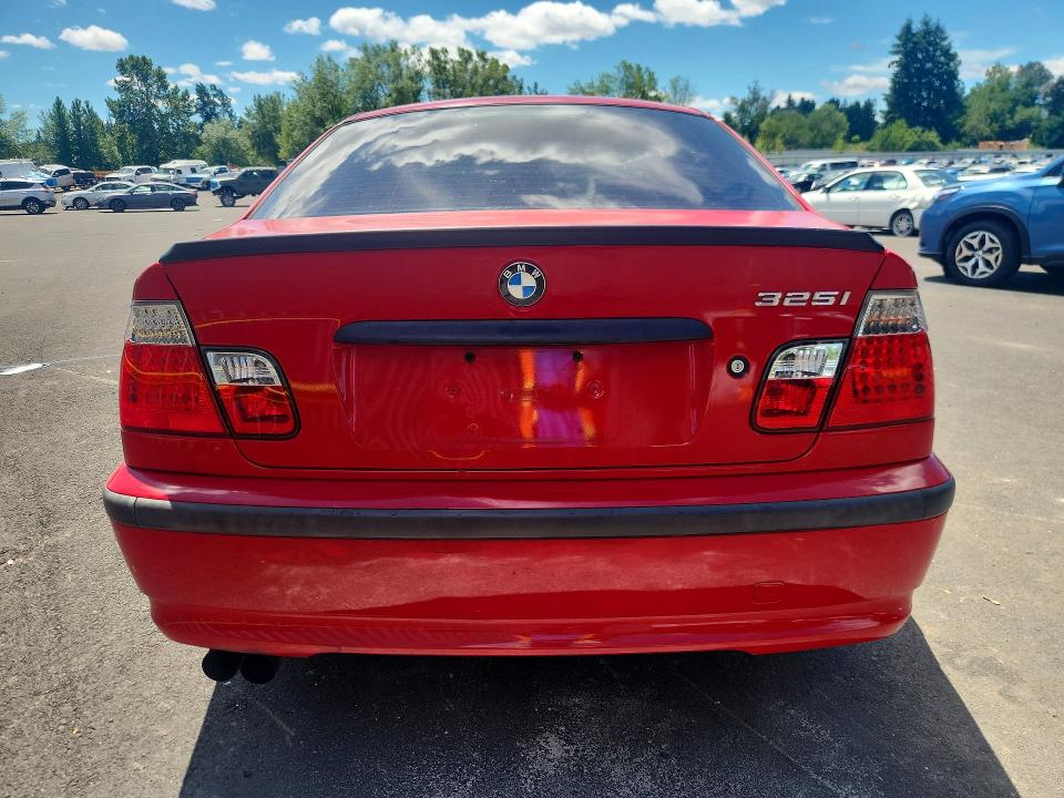 60089526 :رقم المزاد ، WBAET37403NJ29920 vin ، 2003 Bmw 325 مزاد بيع
