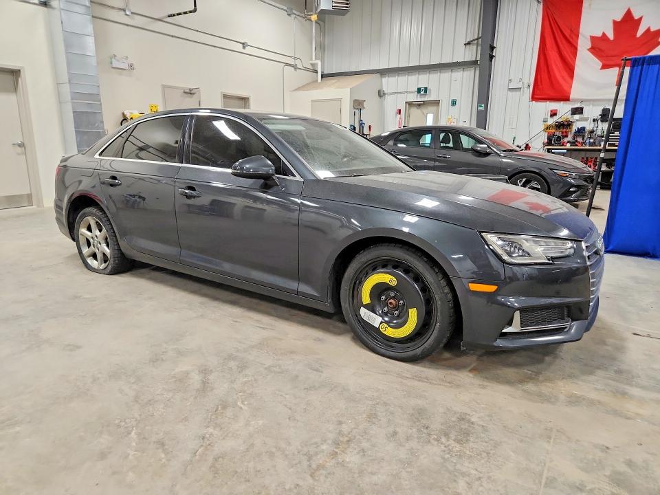 61437256 :رقم المزاد ، WAUANAF46KN010296 vin ، 2019 Audi A4 مزاد بيع