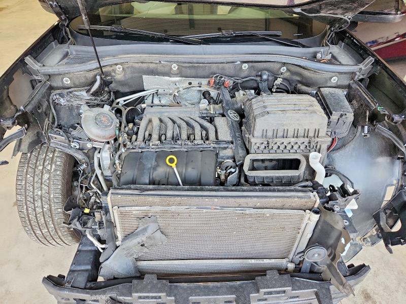 60041326 :رقم المزاد ، 1V2JE2CA8MC241121 vin ، 2021 Volkswagen Atlas Cross Sport مزاد بيع