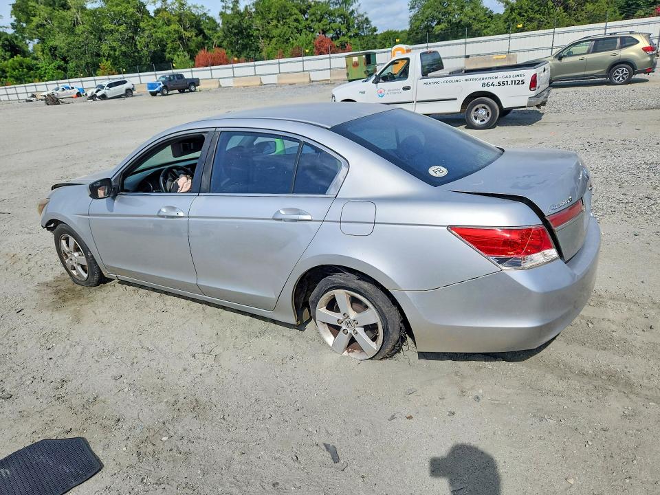 61936886 :رقم المزاد ، 1HGCP2F35BA109266 vin ، 2011 Honda Accord مزاد بيع