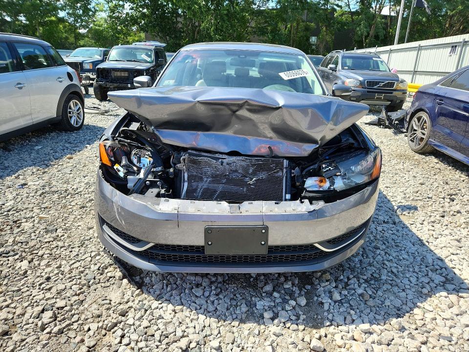 2013 Volkswagen Passat მანქანა იყიდება აუქციონზე, vin: 1VWBN7A33DC135809, აუქციონის ნომერი: 60066076
