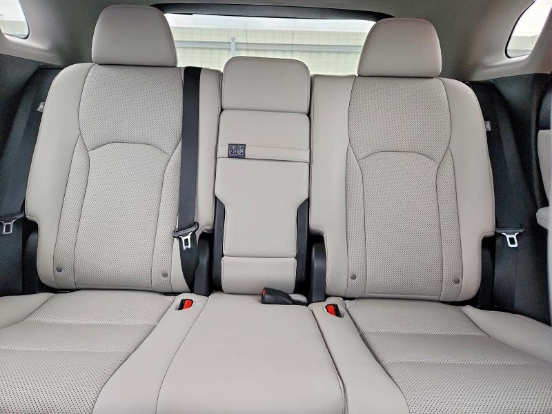 61564086 :رقم المزاد ، 2T2HZMDA7LC248805 vin ، 2020 Lexus Rx مزاد بيع