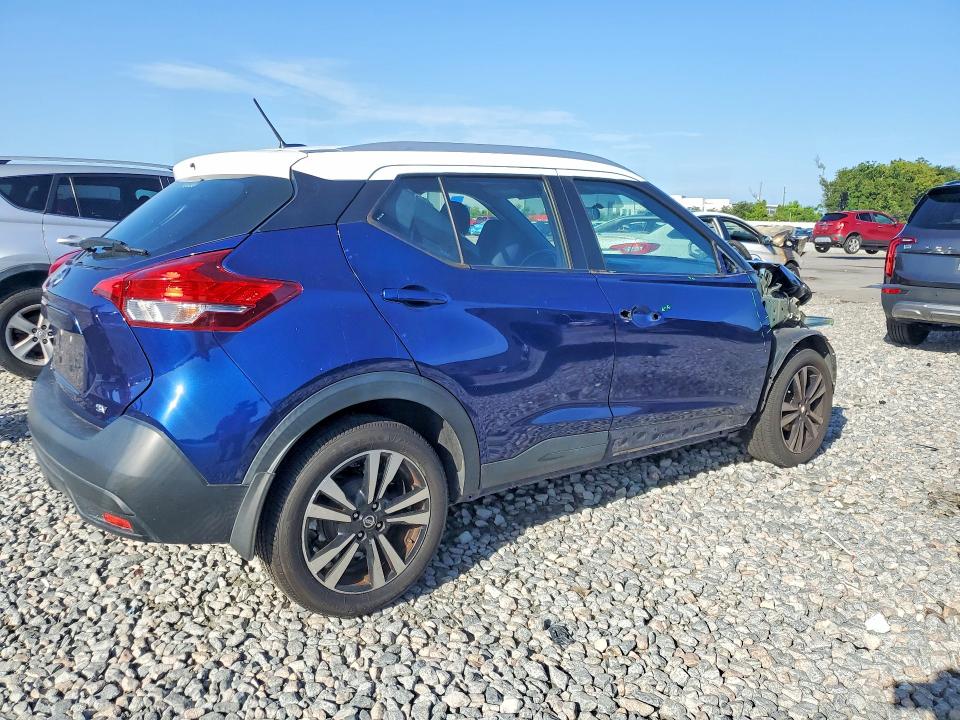 61208096 :رقم المزاد ، 3N1CP5CU7KL531371 vin ، 2019 Nissan Kicks مزاد بيع