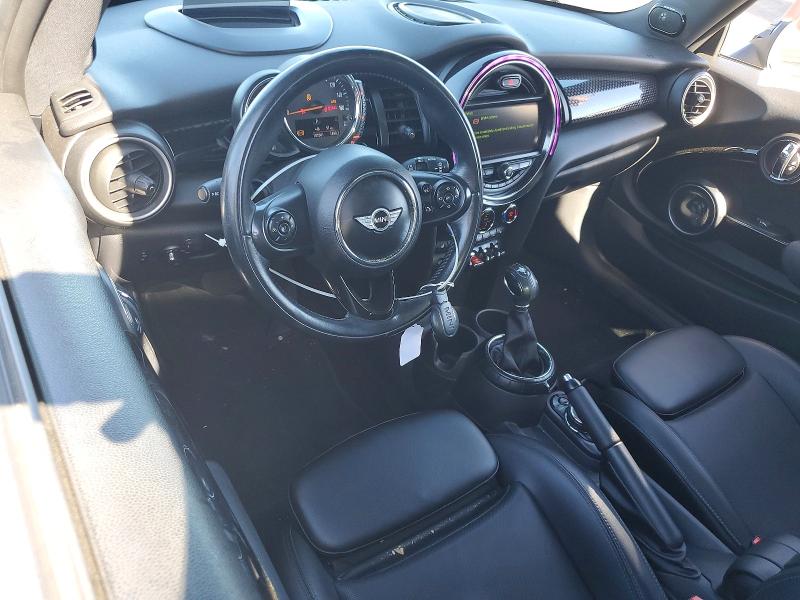 2015 Mini Cooper მანქანა იყიდება აუქციონზე, vin: WMWXP7C50F2A33216, აუქციონის ნომერი: 60878656