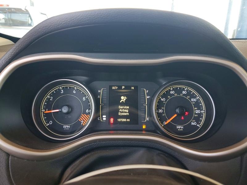 59917406 :رقم المزاد ، 1C4PJLCB7FW741598 vin ، 2015 Jeep Cherokee مزاد بيع