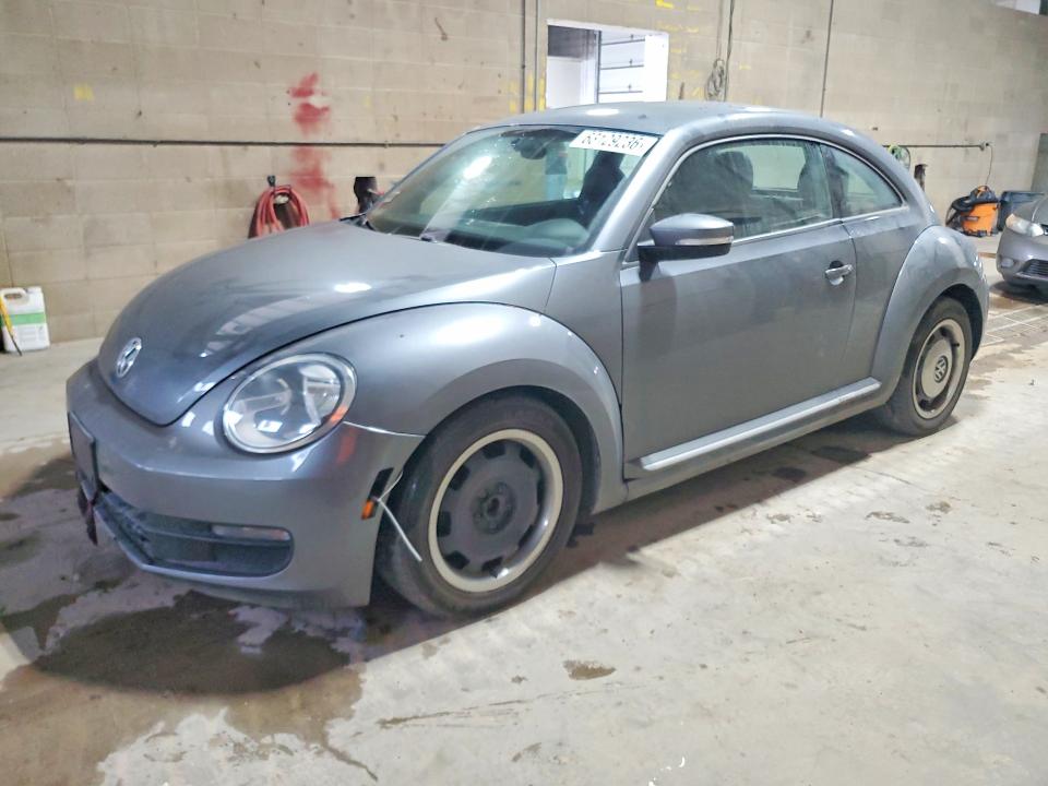 2012 Volkswagen Beetle მანქანა იყიდება აუქციონზე, vin: 3VWJP7AT6CM606127, აუქციონის ნომერი: 63129236