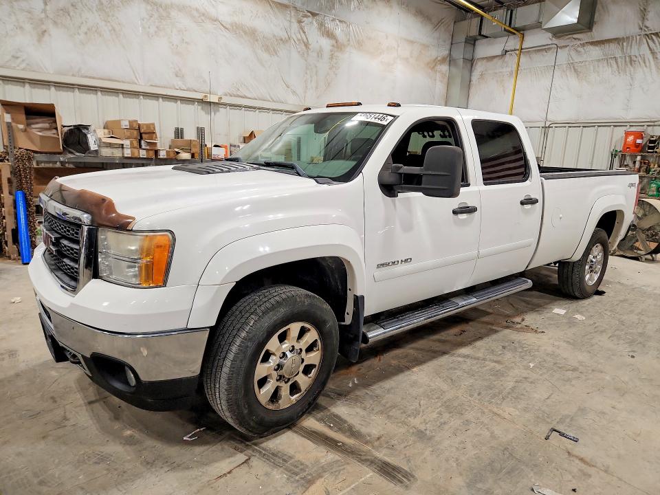 58651446 :رقم المزاد ، 1GT12ZCG4DF113268 vin ، 2013 Gmc Sierra مزاد بيع