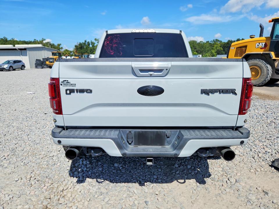 61607506 :رقم المزاد ، 1FTFW1RG9HFC81402 vin ، 2017 Ford F150 مزاد بيع