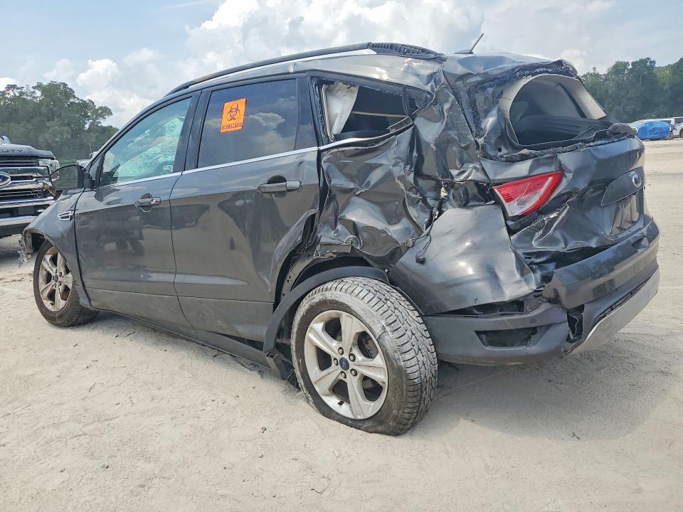 2016 Ford Escape მანქანა იყიდება აუქციონზე, vin: 1FMCU0GXXGUC39641, აუქციონის ნომერი: 62752176
