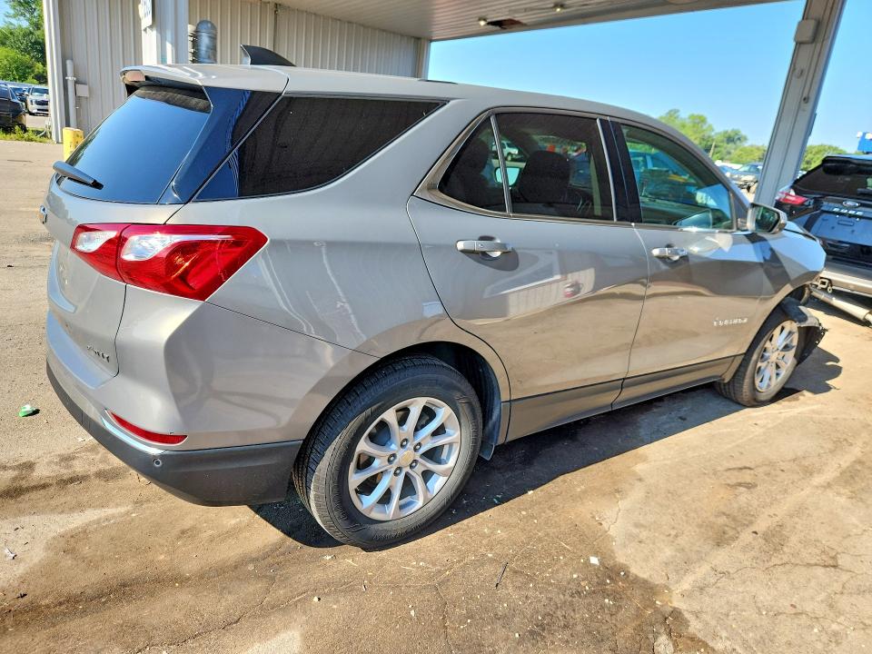 Продажа на аукционе авто 2018 Chevrolet Equinox, vin: 3GNAXSEV9JS579166, номер лота: 60950206