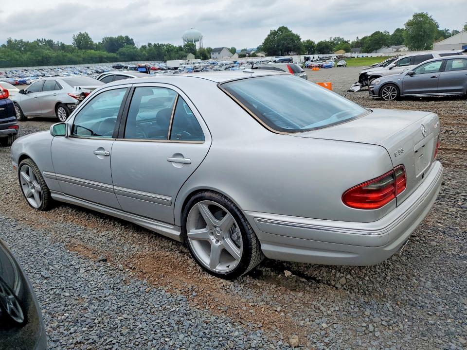 60169776 :رقم المزاد ، WDBJF74J31B309660 vin ، 2001 Mercedes-benz E مزاد بيع
