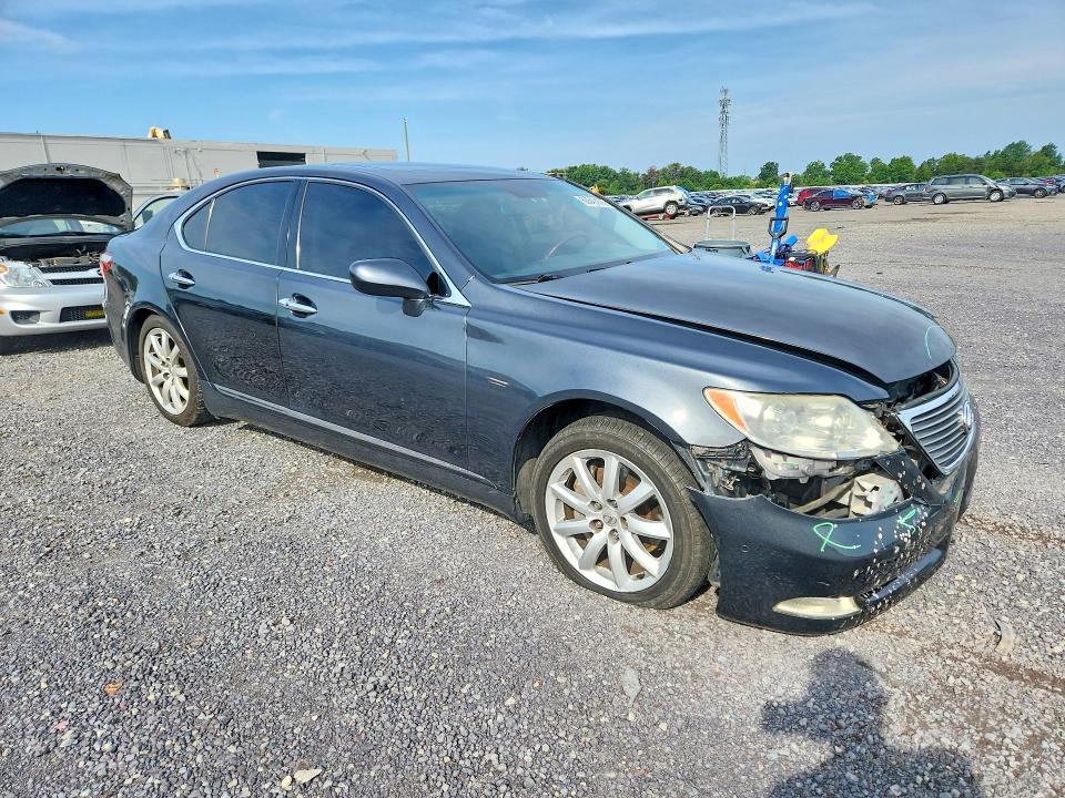 60643176 :رقم المزاد ، JTHBL46F075035555 vin ، 2007 Lexus Ls مزاد بيع