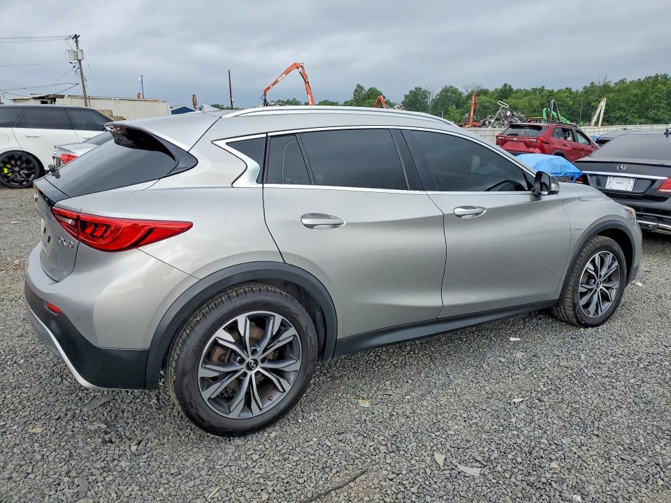 62015976 :رقم المزاد ، SJKCH5CR2HA016197 vin ، 2017 Infiniti Qx30 مزاد بيع