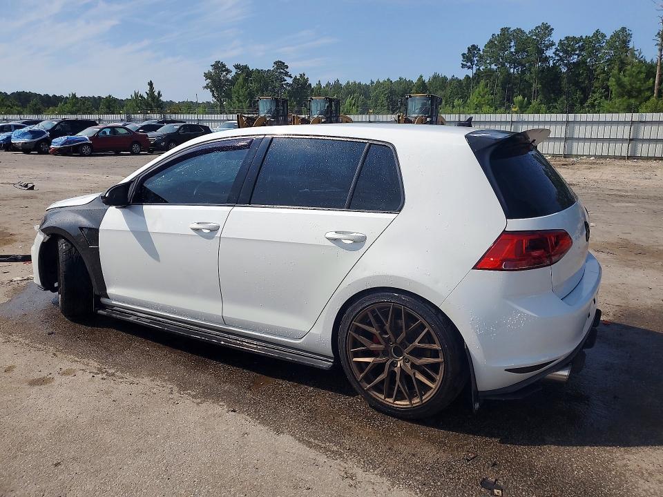 2017 Volkswagen Gti მანქანა იყიდება აუქციონზე, vin: 3VW4T7AU2HM062928, აუქციონის ნომერი: 41633806