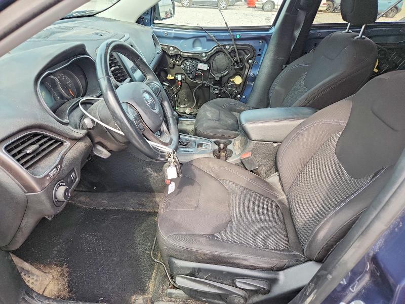 61630546 :رقم المزاد ، 1C4PJMCB4KD379094 vin ، 2019 Jeep Cherokee مزاد بيع