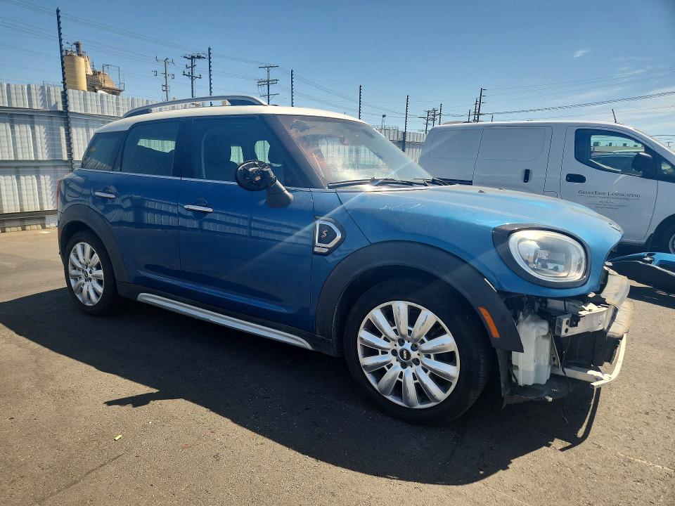 Продажа на аукционе авто 2018 Mini Cooper, vin: WMZYT3C30J3E94073, номер лота: 60993656