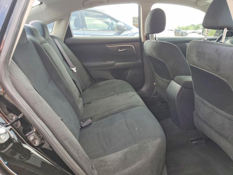 2015 Nissan Altima მანქანა იყიდება აუქციონზე, vin: 1N4AL3AP8FC225451, აუქციონის ნომერი: 62125376