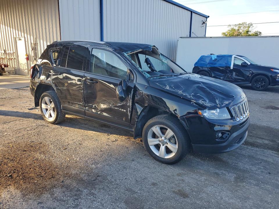 59787446 :رقم المزاد ، 1C4NJCEB0FD420065 vin ، 2015 Jeep Compass مزاد بيع