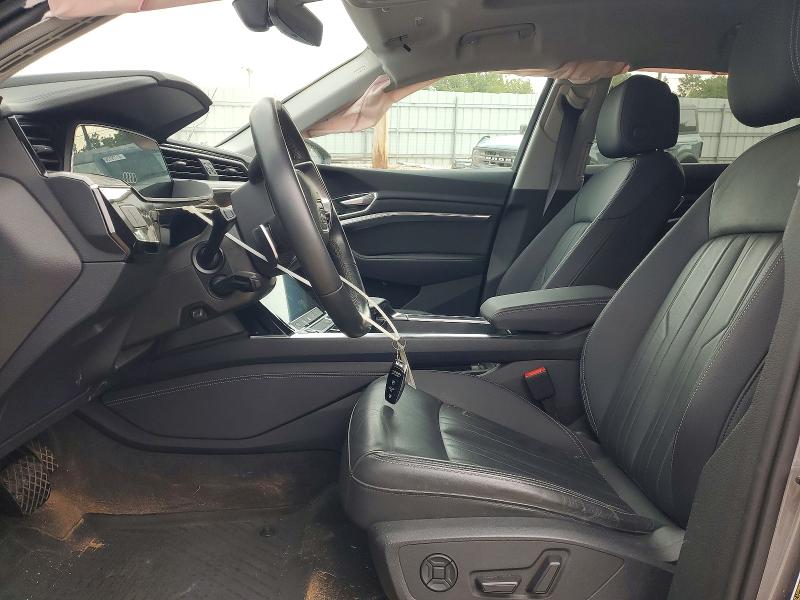 Продажа на аукционе авто 2022 Audi E-tron, vin: WA1AAAGE6NB012331, номер лота: 62277926