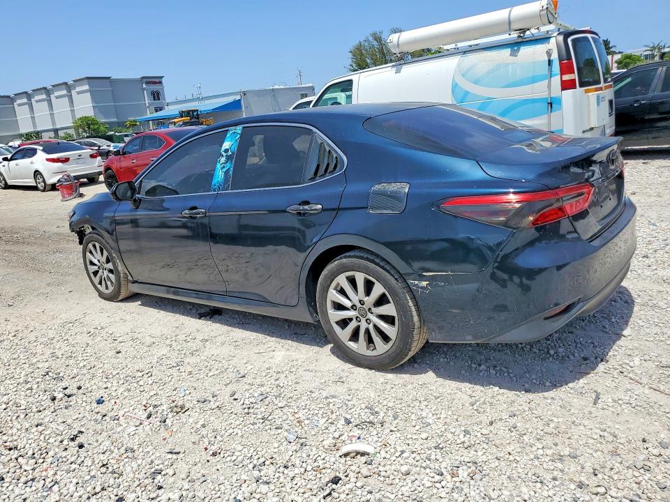 Продажа на аукционе авто 2018 Toyota Camry, vin: 4T1B11HK8JU560713, номер лота: 61552596