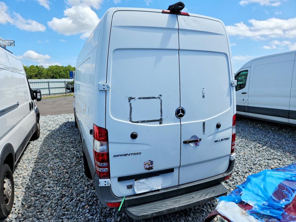 Продажа на аукционе авто 2016 Mercedes-benz Sprinter, vin: WD3PE8DD4GP325225, номер лота: 85978915