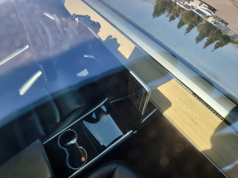 62113276 :رقم المزاد ، 5YJ3E1EA6JF077741 vin ، 2018 Tesla Model 3 مزاد بيع