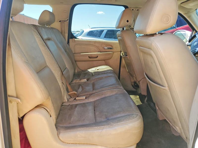 2008 Cadillac Escalade მანქანა იყიდება აუქციონზე, vin: 1GYFK66828R119061, აუქციონის ნომერი: 61693376