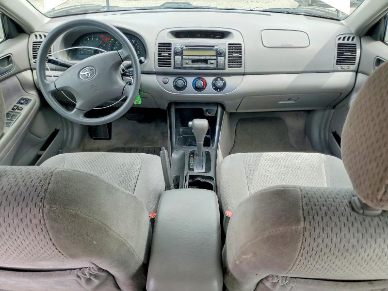 61794216 :رقم المزاد ، 4T1BE30K44U311924 vin ، 2004 Toyota Camry مزاد بيع